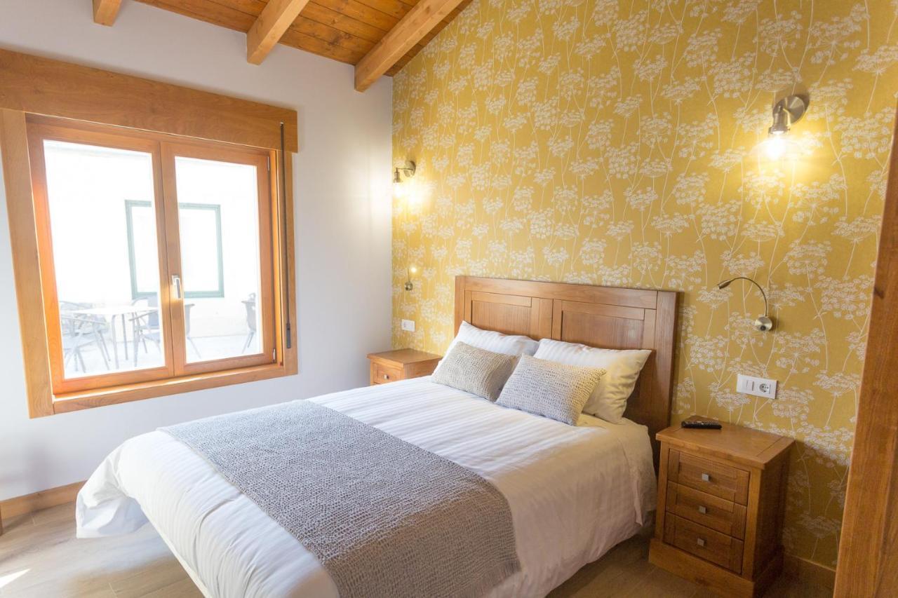 Hotel Casa Da Ponte De Penas à Melide Extérieur photo