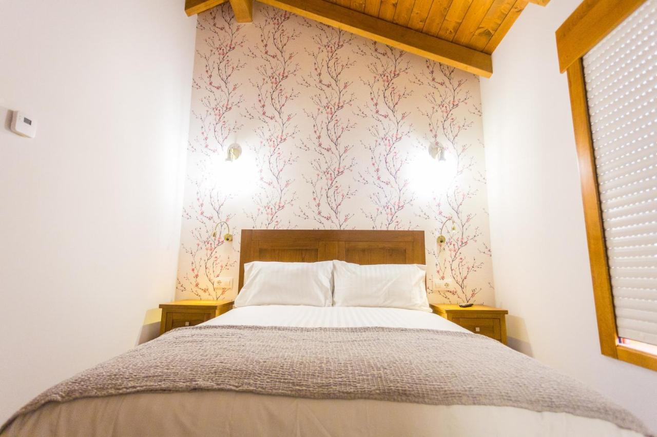 Hotel Casa Da Ponte De Penas à Melide Extérieur photo